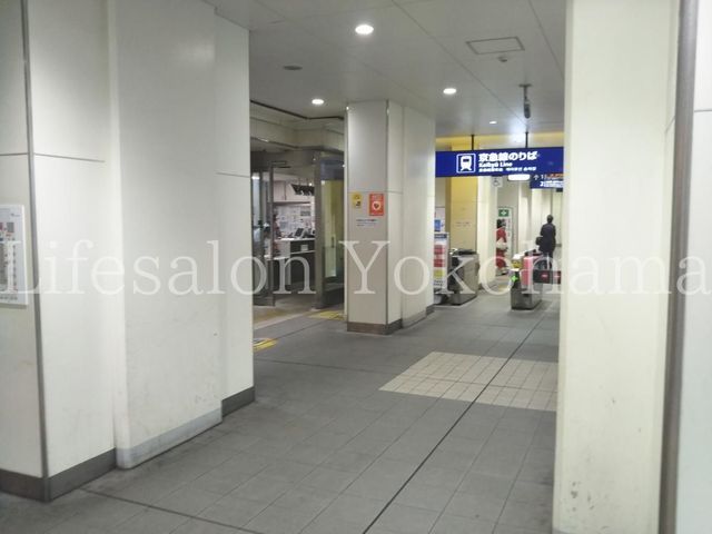 【周辺】　黄金町駅(京急 本線) 徒歩10分。 770m
