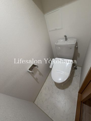 �y�g�C���z�@