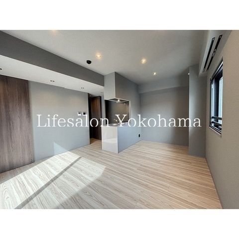 �y���ԁE���r���O�z�@���r���O/����