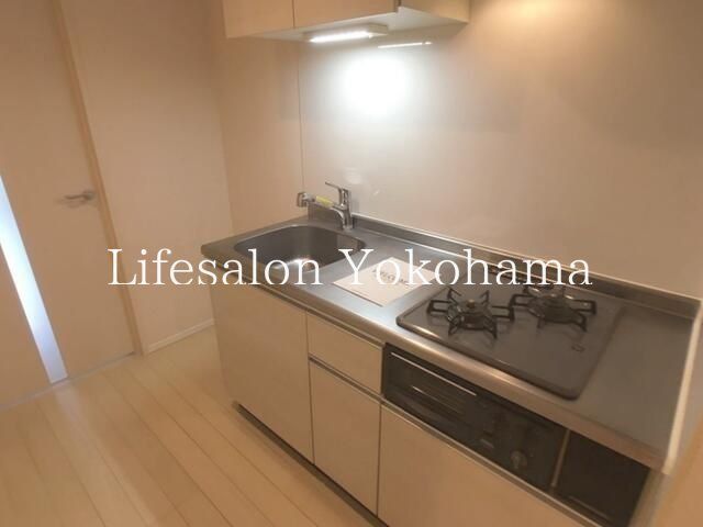 �y�L�b�`���z�@