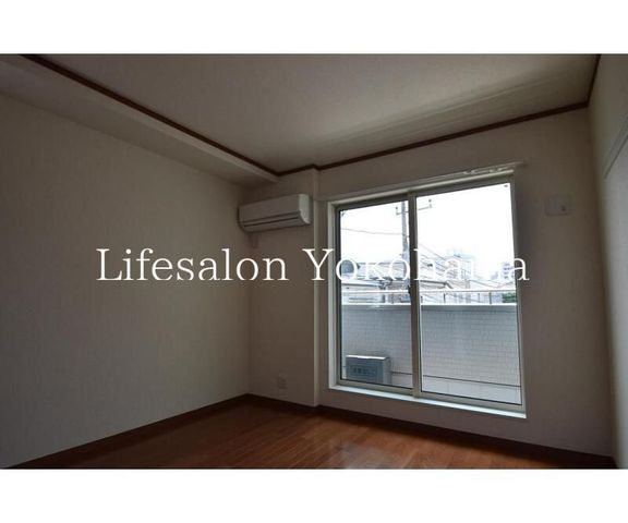 �y���ԁE���r���O�z�@