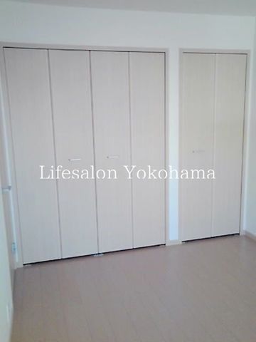 �y���ԁE���r���O�z�@