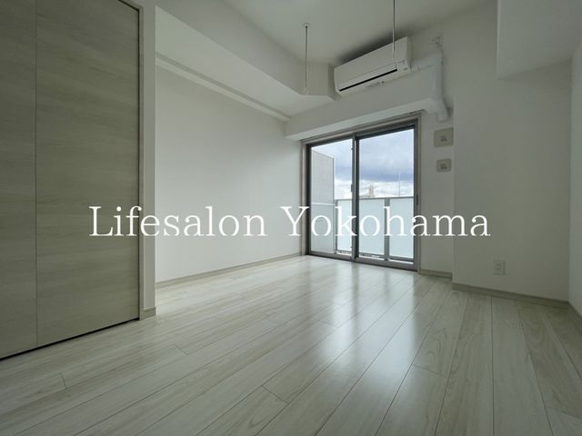 �y���ԁE���r���O�z�@���r���O/����