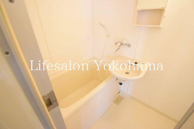yoXz@