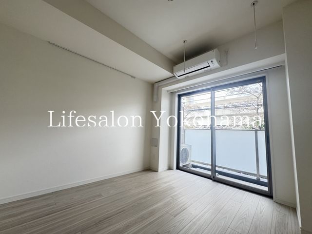 �y���ԁE���r���O�z�@���r���O/����