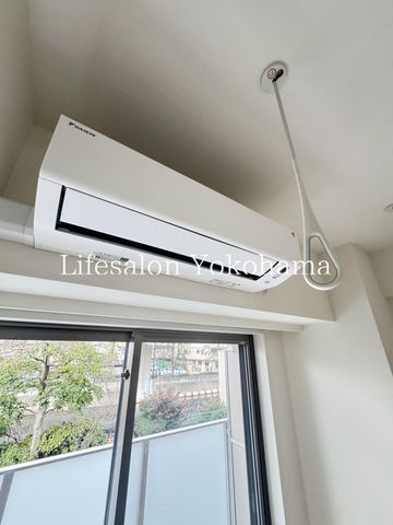 �y���̑��ݔ��z�@�o���R�j�[