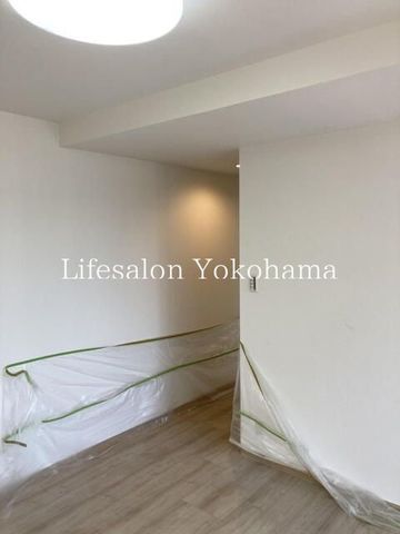 yցz@