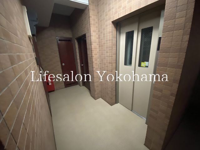 �y���̑��ݔ��z�@