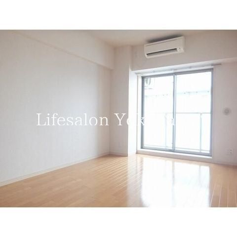 �y���ԁE���r���O�z�@