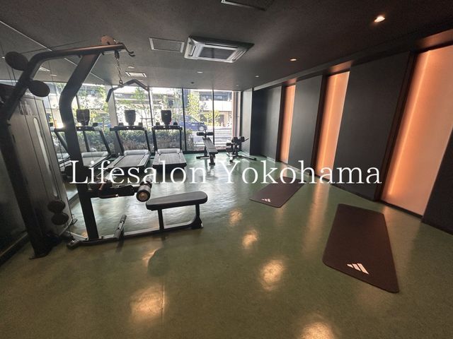 �y���̑��z�@���ԏ�