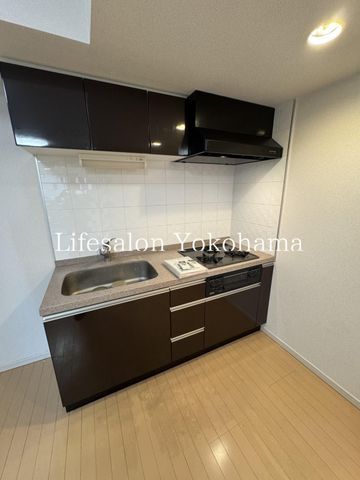 �y�L�b�`���z�@