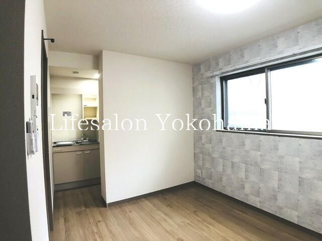 �y���ԁE���r���O�z�@