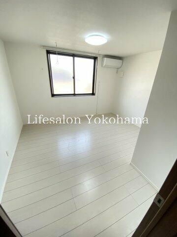 �y���ԁE���r���O�z�@