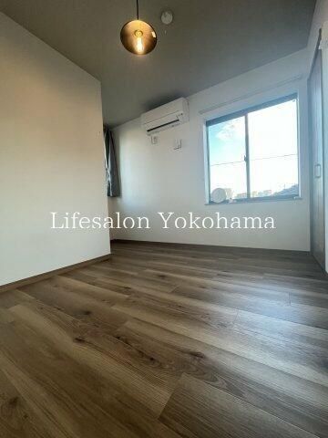 �y���ԁE���r���O�z�@