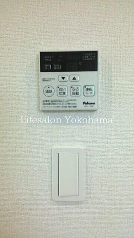 y̑ݔz@