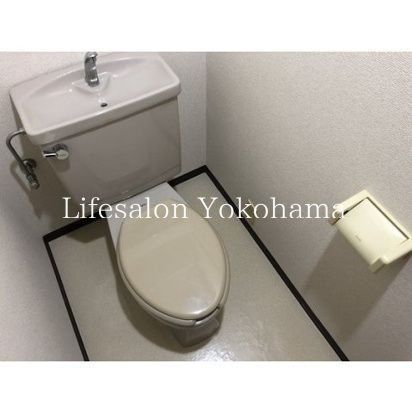 �y�g�C���z�@