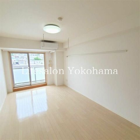 �y���ԁE���r���O�z�@