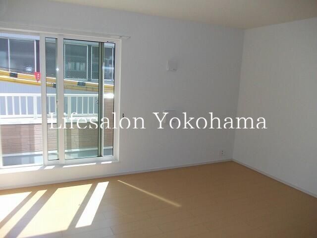 �y���ԁE���r���O�z�@