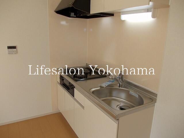 �y�L�b�`���z�@