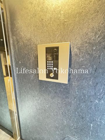 �y���̑��ݔ��z�@