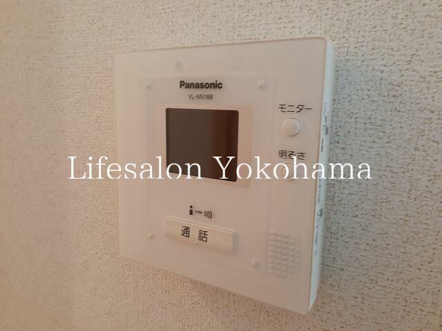 �y���̑��ݔ��z�@