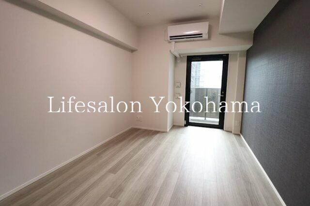 �y���ԁE���r���O�z�@