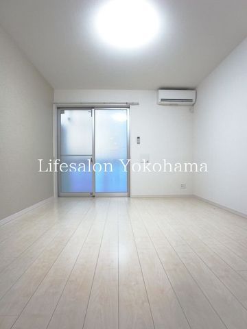 �y���ԁE���r���O�z�@