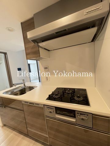 �y�L�b�`���z�@