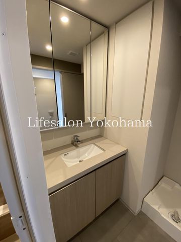 �y���ʏ��z�@