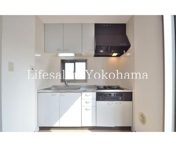 �y�L�b�`���z�@