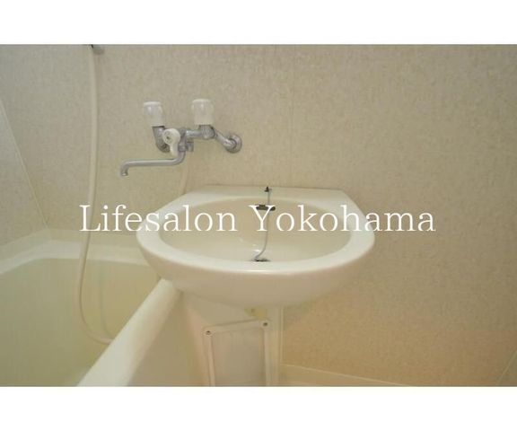 �y���ʏ��z�@