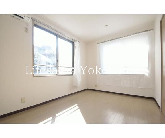 �y���ԁE���r���O�z�@