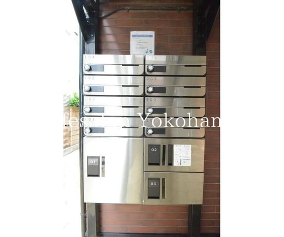 �y�G���g�����X�z�@