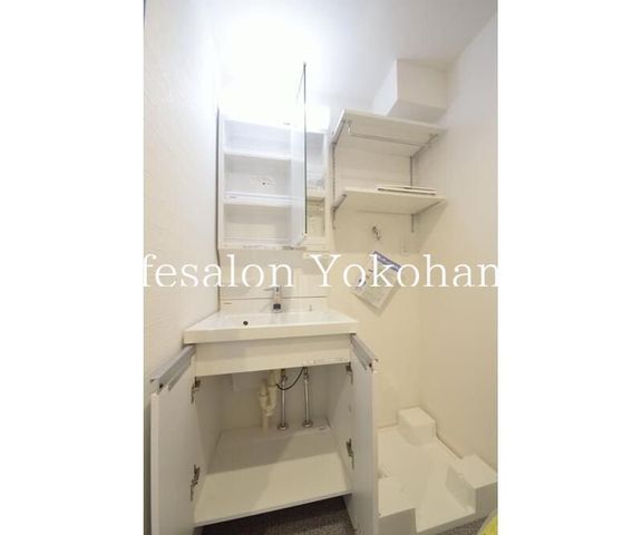 �y���ʏ��z�@