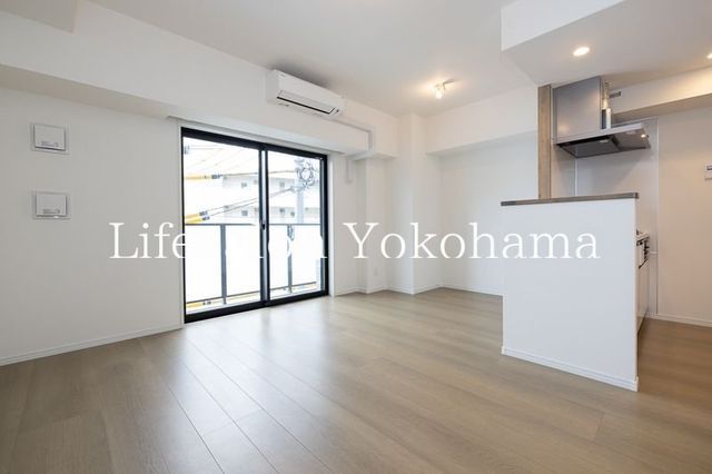 �y���ԁE���r���O�z�@