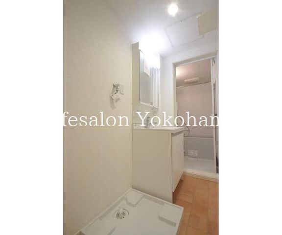 �y���̑������E�X�y�[�X�z�@