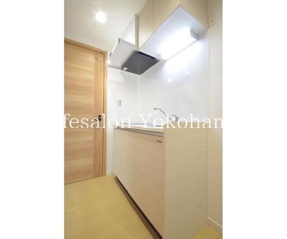 �y�L�b�`���z�@