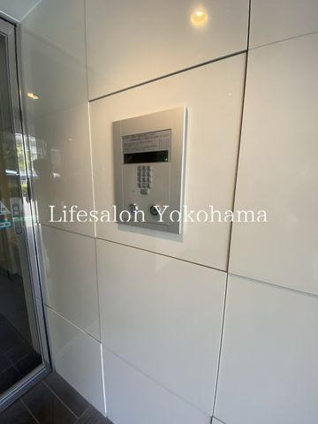 y̑ݔz@