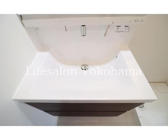 �y���ʏ��z�@