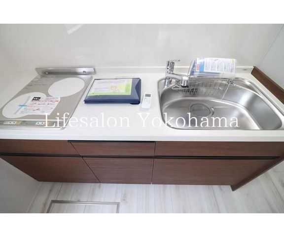 �y�L�b�`���z�@