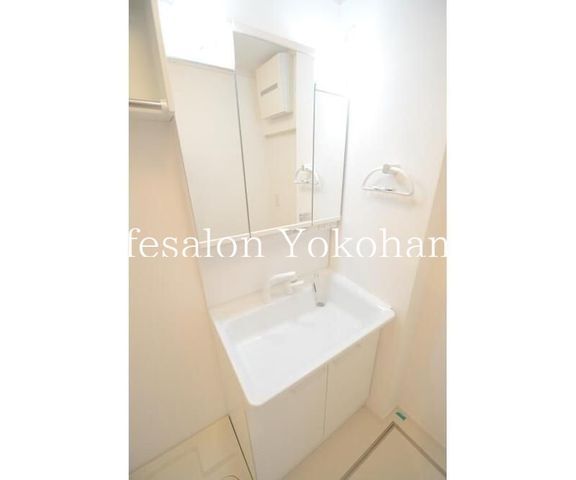 �y���ʏ��z�@