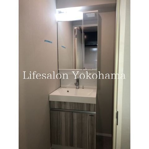 �y���ʏ��z�@