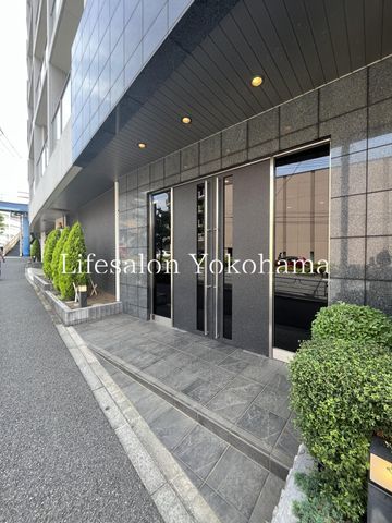 �y�G���g�����X�z�@��