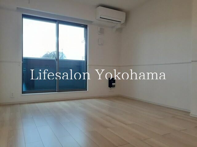 �y���ԁE���r���O�z�@