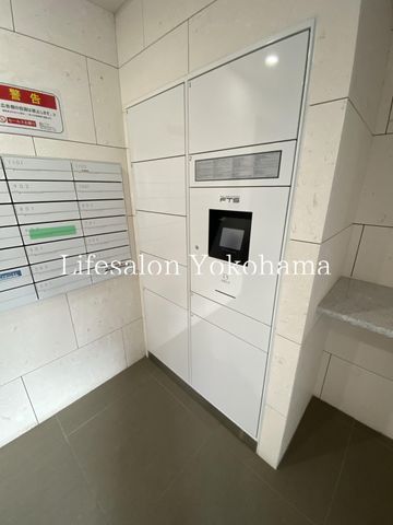 �y���̑��z�@���ԏ�