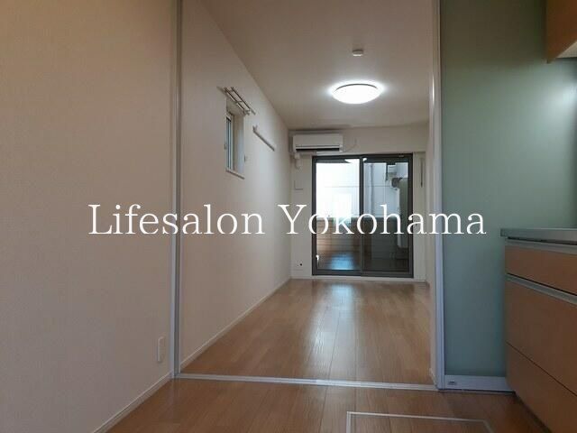 �y���ԁE���r���O�z�@