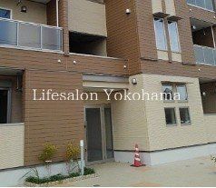 �y�G���g�����X�z�@�O��