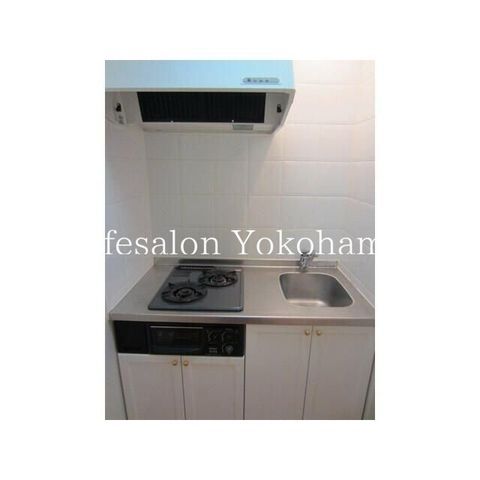 �y�L�b�`���z�@