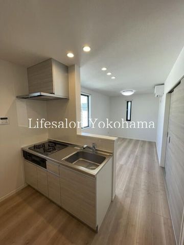 �y���ԁE���r���O�z�@