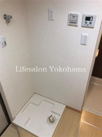�y���̑��ݔ��z�@